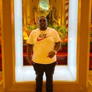 Meet your Posher, Marvin